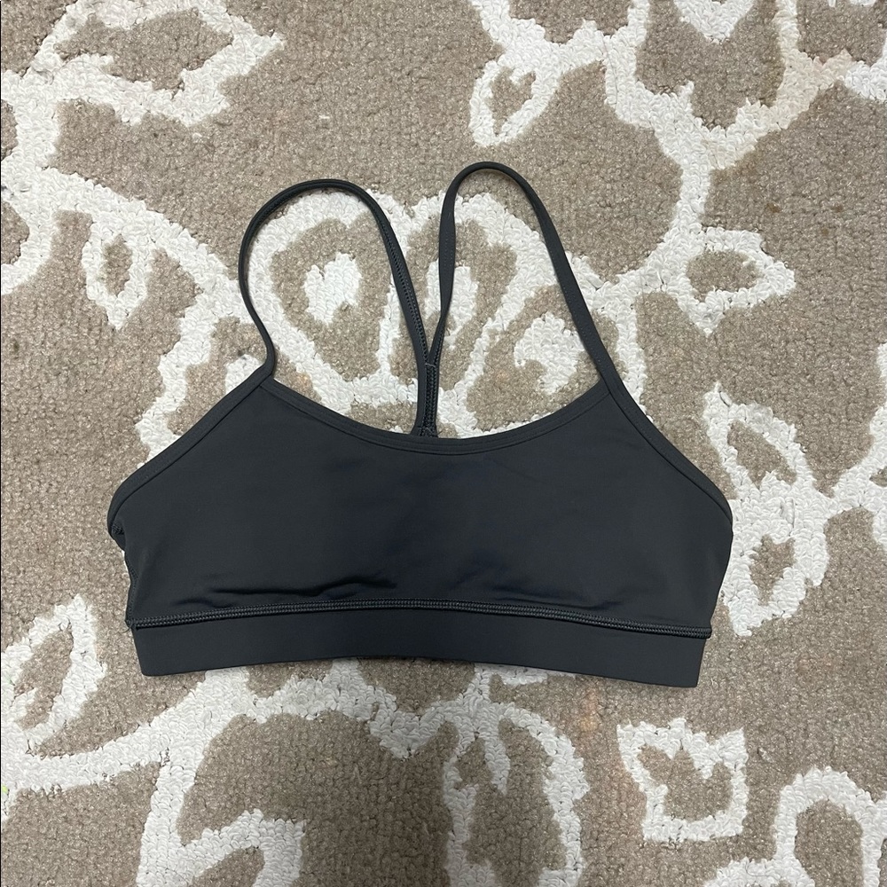 Lululemon sports bra size 04